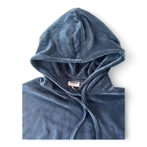 Women’s Deep Teal Blue Hoodie. Stretchy Ribbed Velvet. Flawless. Snug Size S. - Picture 3 of 5